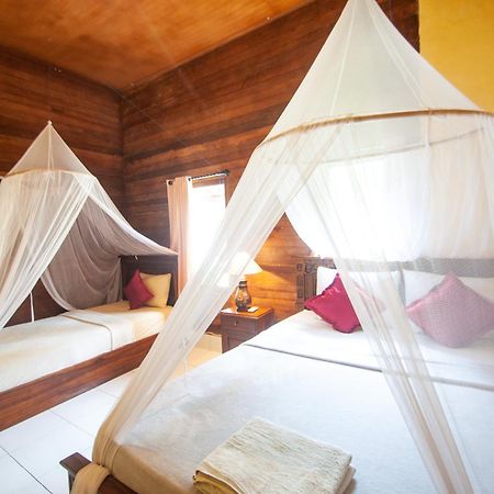 Timbool Bungalow Ped Buitenkant foto